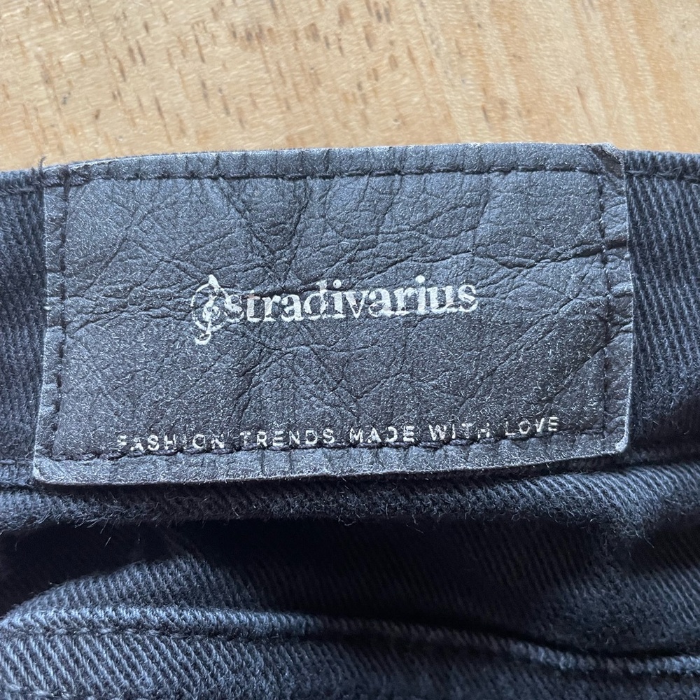 Jeans - Picture 4 of 4
